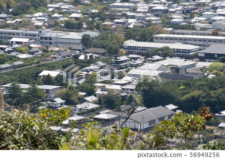 Sakai市看法從Shizuki山頂的 Sakai市看法從Shizuki山頂的 56949256