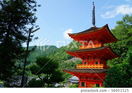 Chofuku-ji Temple three-storied pagoda and precincts 1 Mimasaka City, Okayama Prefecture Chofuku-ji Temple three-storied pagoda and precincts 1 Mimasaka City, Okayama Prefecture 56951525