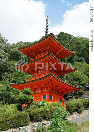 岡山縣美作市被指定為國家重要文化財產的三層寶塔長福寺 56951534