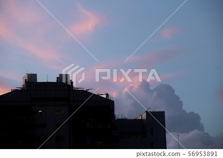 dusk 56953891