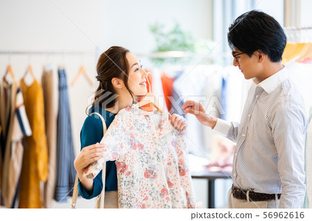 Shopping Men and women couples apparel shopping 56962616