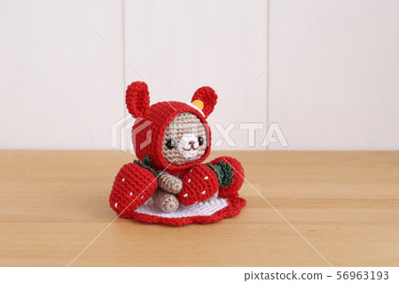 草莓怎麼樣？ 56963193