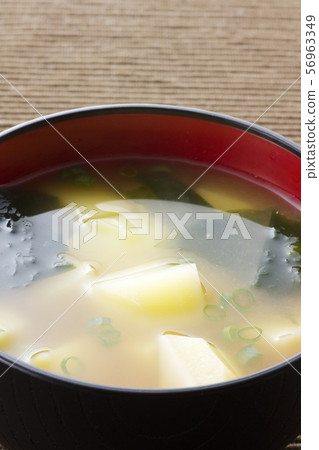 土豆和海藻味噌湯37 56963349