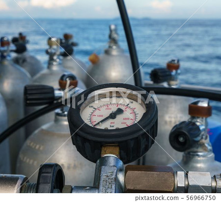 Scuba diving. Pressure meter of oxygen cylinders Scuba diving. Pressure meter of oxygen cylinders 56966750