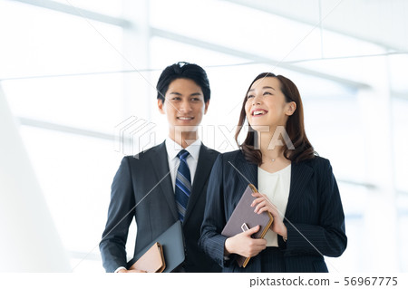 企業形象男性僱員女性僱員 企業形象男性僱員女性僱員 56967775