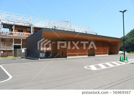 主展台後面的永久廁所 主展台後面的永久廁所 56969567