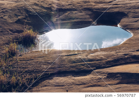 cracked rock in grand canyon. crack rift in stone cracked rock in grand canyon. crack rift in stone 56970787
