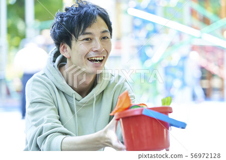 Ikumen Young Men Family Parent-Child Babysitter 56972128