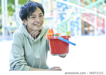 Ikumen Young Men Family Parent-Child Babysitter 56972131