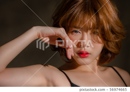 Beauty contrast Beauty contrast 56974665