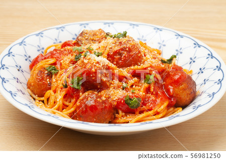 肉丸意粉 肉丸意粉 56981250