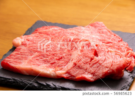 Domestic beef (for shoulder loin and yakiniku) Domestic beef (for shoulder loin and yakiniku) 56985623