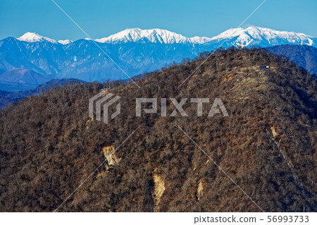 Seen from the Tanzawa Ridge Line in winter 56993733
