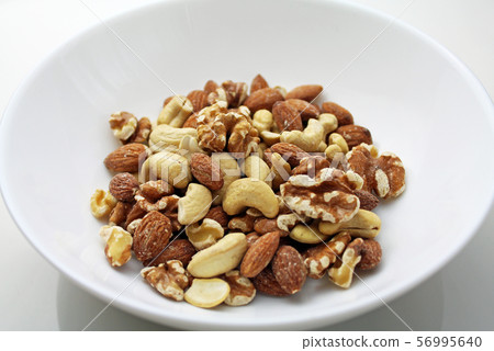 混合堅果 56995640