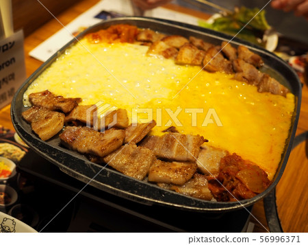 Delicious Cheese Samgyeopsal_1 56996371