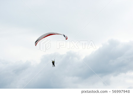 鳥取季節性步行秋季駕駛員 56997948