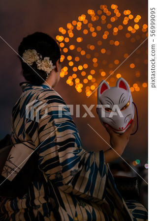 浴衣美容和煙花 浴衣美容和煙花 56999095