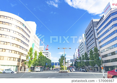 Niigata City Chuo-ku Higashi Odori Cityscape在Higashi Odori Intersection Niigata Station附近 57006987
