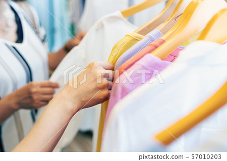 購物服裝女裝 57010203
