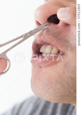 Nose hair treatment 57012805