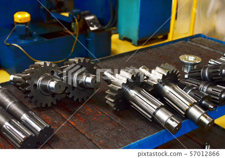 Production of gears for automobile gearboxes Production of gears for automobile gearboxes 57012866