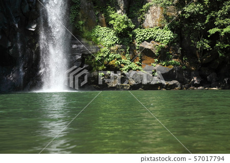 Hakodate waterfall 57017794