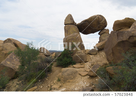 Balance Rock (Big Bend National Park) Balance Rock (Big Bend National Park) 57023848