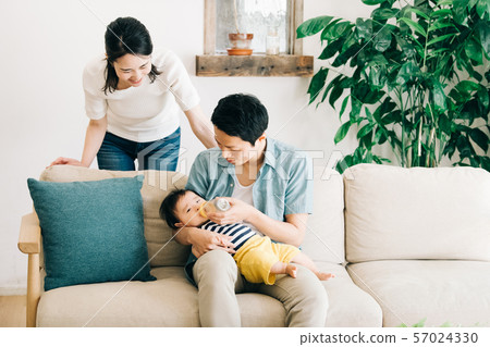 嬰兒牛奶嬰兒奶瓶母乳喂養家庭 57024330