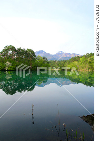 Spring Goshikunuma (Fukushima Prefecture · Back Bandai) 57026132