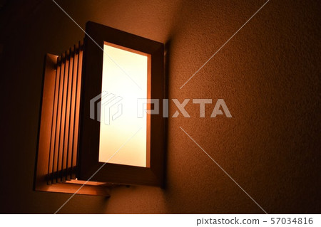 A light A light 57034816