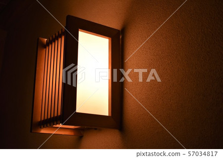 A light A light 57034817