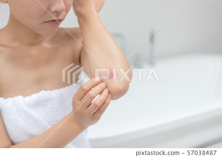 female, lady, woman 57038487