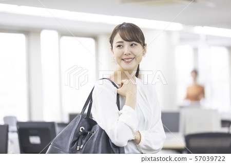 Business image Young lady 57039722