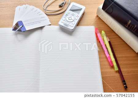 英語學習形象英語會話學習聽力學習英語形象英語會話形象 英語學習形象英語會話學習聽力學習英語形象英語會話形象 57042155