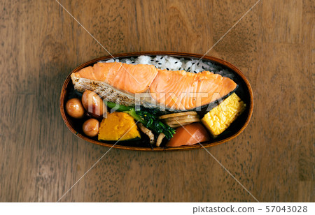 Bento salmon salmon wappa Bento salmon salmon wappa 57043028