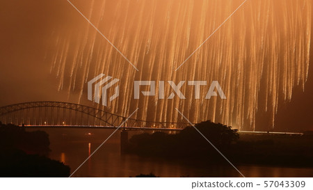 Fireworks in Kawasaki (formerly Kawasaki Village), Ichinoseki City, Iwate Prefecture Fireworks in Kawasaki (formerly Kawasaki Village), Ichinoseki City, Iwate Prefecture 57043309