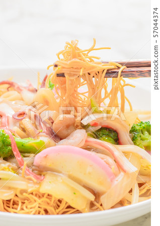 Dish udon 57044374