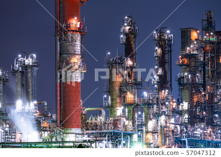 《Kanagawa Prefecture》Night view of the factory, Mizue Town, Kawasaki City 《Kanagawa Prefecture》Night view of the factory, Mizue Town, Kawasaki City 57047312