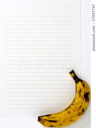 音符和成熟的香蕉 57047747