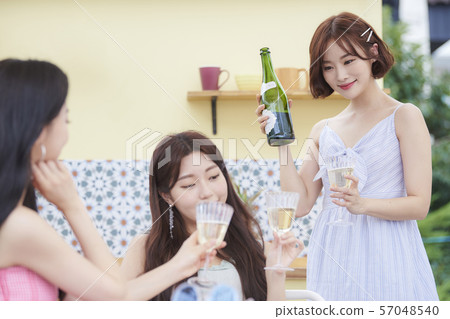 女性旅程度假村 57048540