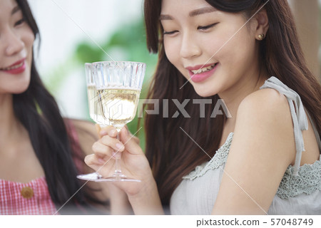 女性派對 女性派對 57048749