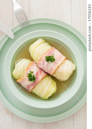 Roll cabbage 57056283