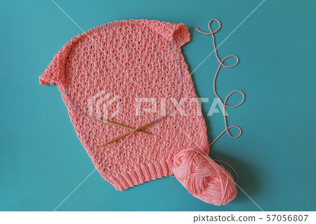 pink sweater made of cotton knitted with an 57056807