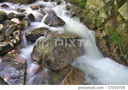  《鳥取縣》蘆津谷 57058709