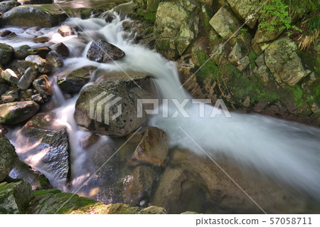  《鳥取縣》蘆津谷 57058711