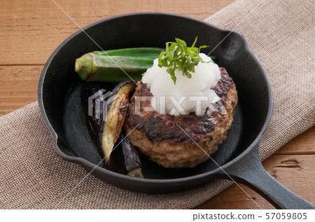 日式漢堡牛排 日式漢堡牛排 57059805