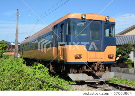 Oikawa Railway 16000 series detained at the depot 57063964