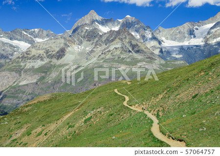Gornergrat到Riffelberg遠足瑞士 57064757