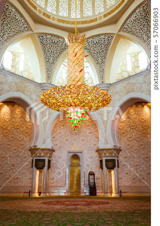 Sheikh Zayed Grand Mosque interior Sheikh Zayed Grand Mosque interior 57066903