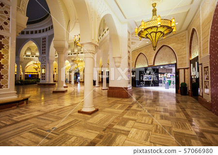 Souk arabian market, Dubai Mall 57066980